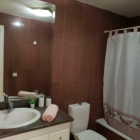 Terrazas Del Duque 2, Terrace, Sea View, Only 300 M To Beach, Heated Pool, Wifi Internet, Dishwasher, Washing Machine Daire Costa Adeje