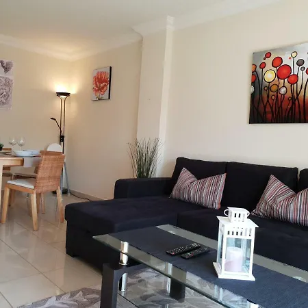 Apartamento Terrazas Del Duque 2, Terrace, Sea View, Only 300 M To Beach, Heated Pool, Wifi Internet, Dishwasher, Washing Machine