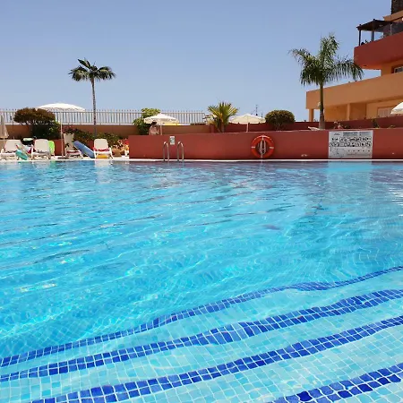 Terrazas Del Duque 2, Terrace, Sea View, Only 300 M To Beach, Heated Pool, Wifi Internet, Dishwasher, Washing Machine アパート *