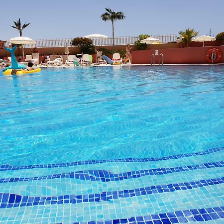Terrazas Del Duque 2, Terrace, Sea View, Only 300 M To Beach, Heated Pool, Wifi Internet, Dishwasher, Washing Machine 아파트 *