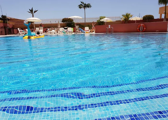 Terrazas Del Duque 2, Terrace, Sea View, Only 300 M To Beach, Heated Pool, Wifi Internet, Dishwasher, Washing Machine Apartamento *