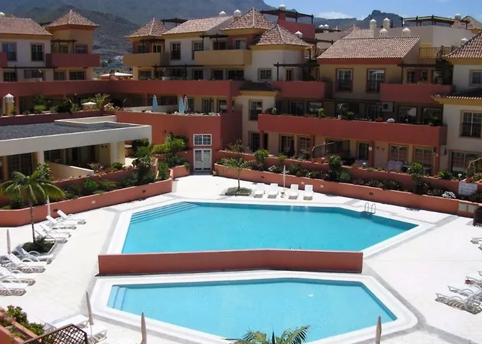 Terrazas Del Duque 2, Terrace, Sea View, Only 300 M To Beach, Heated Pool, Wifi Internet, Dishwasher, Washing Machine *