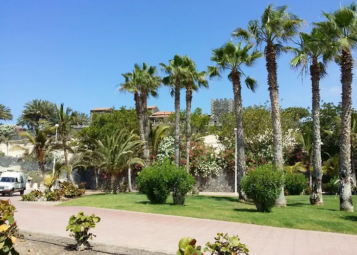 Terrazas Del Duque 2, Terrace, Sea View, Only 300 M To Beach, Heated Pool, Wifi Internet, Dishwasher, Washing Machine *